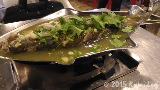 Talad Nam Seafood 魚